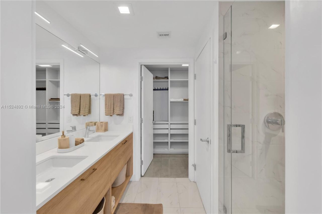 Квартира в Майами, США, 100 м² - фото 11