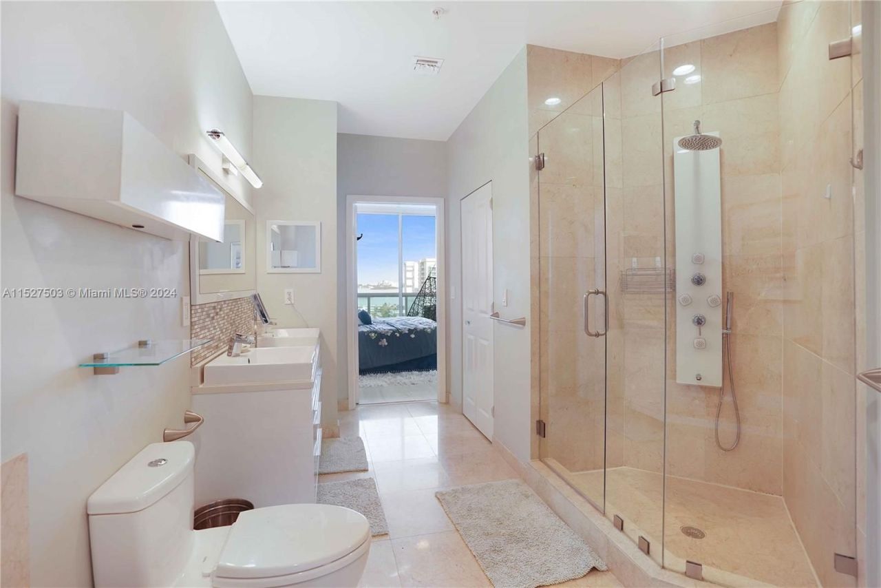 Квартира в Майами, США, 145 м² - фото 13