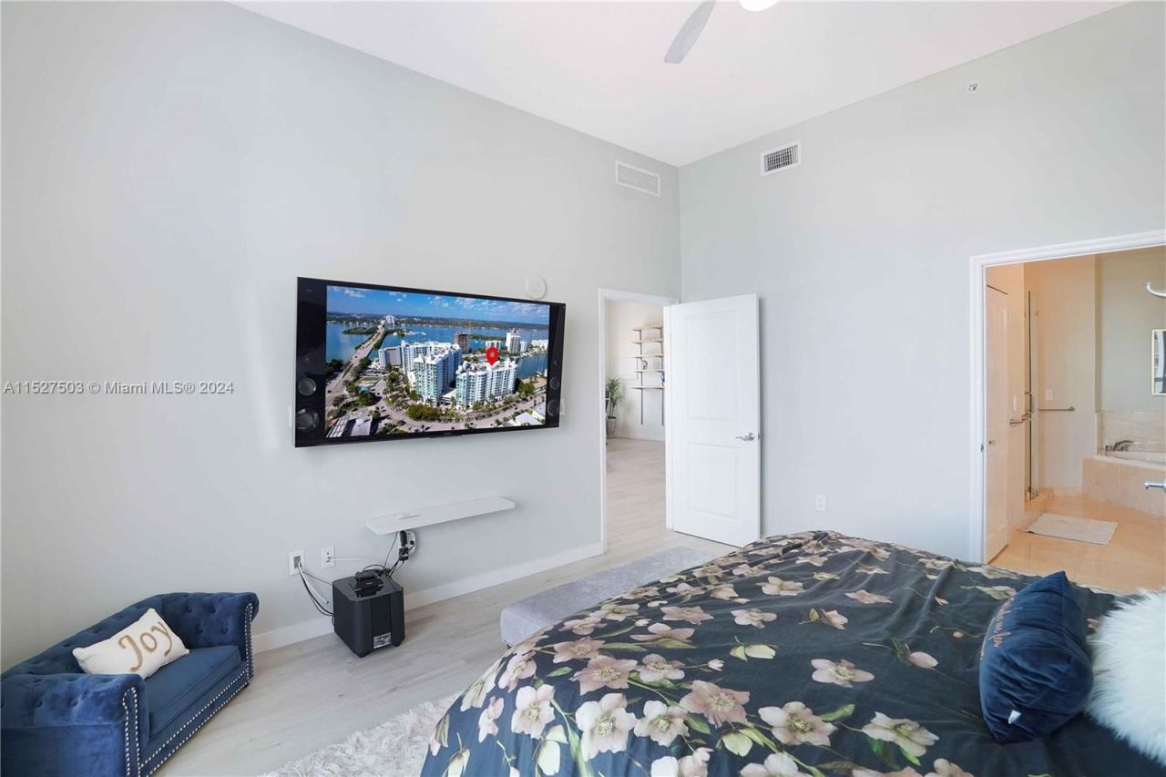 Квартира в Майами, США, 145 м² - фото 11