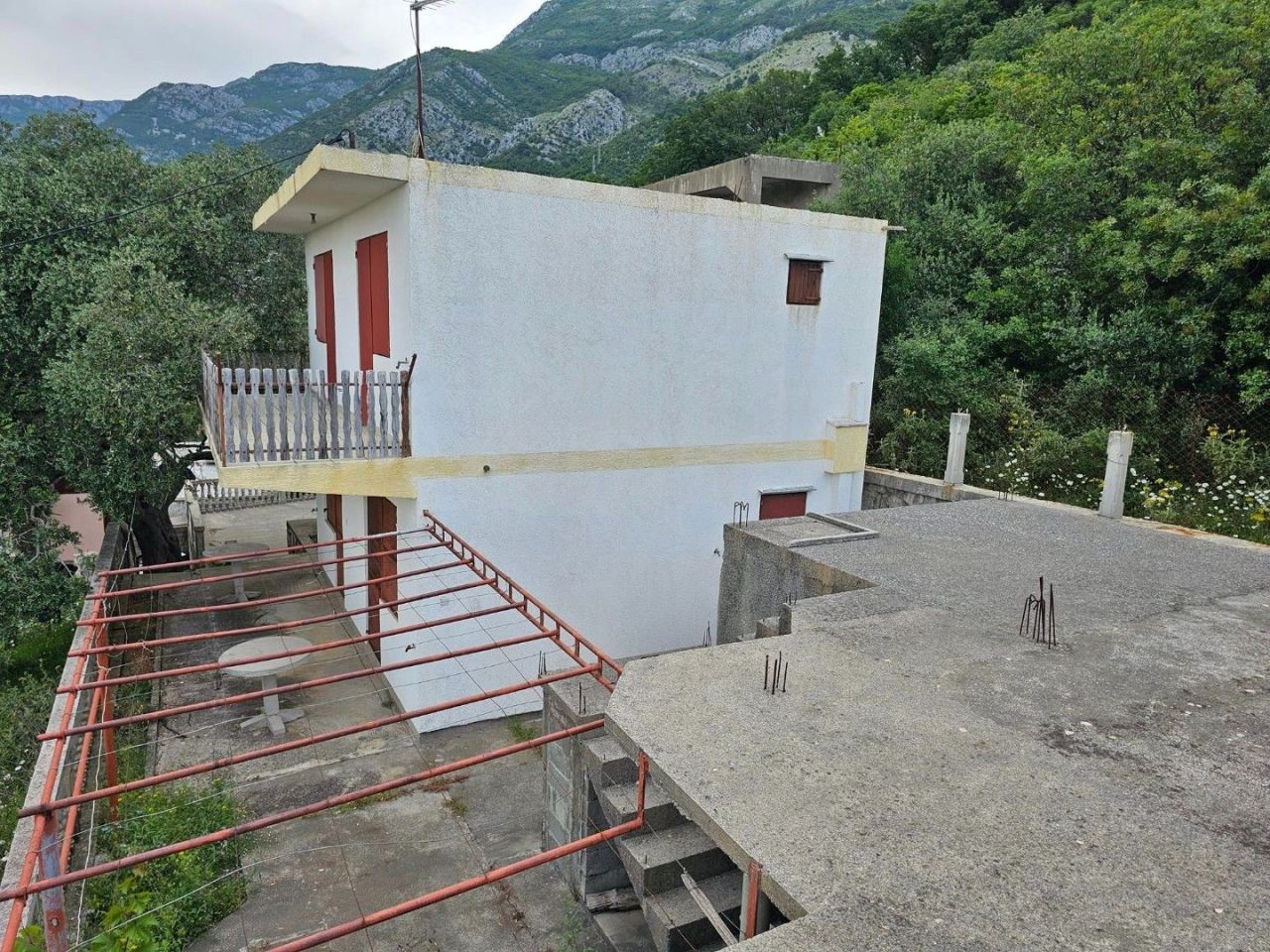 Дом в Сутоморе, Черногория, 80 м2 - фото 1