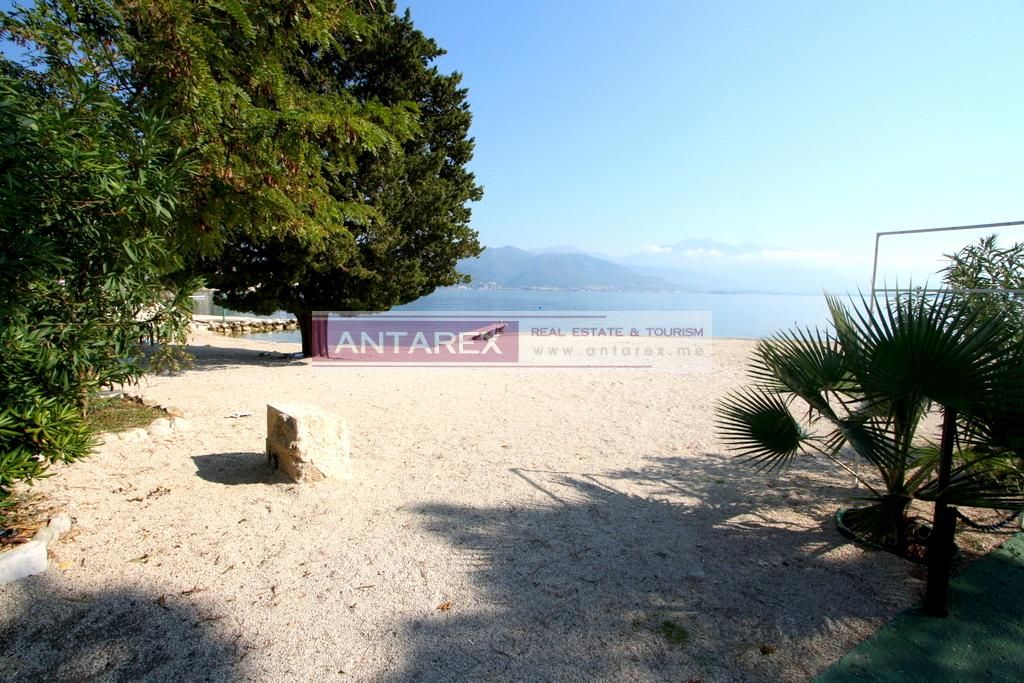 Вилла в Баошичах, Черногория, 200 м² - фото 13