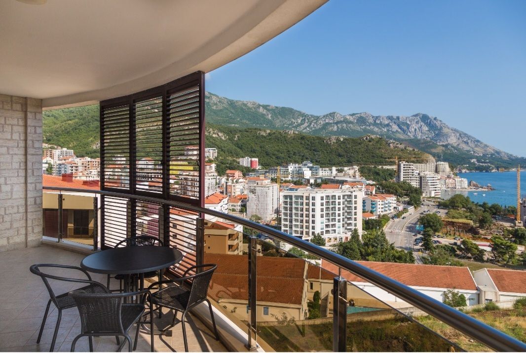 Квартира в Будве, Черногория, 130 м2 - фото 1