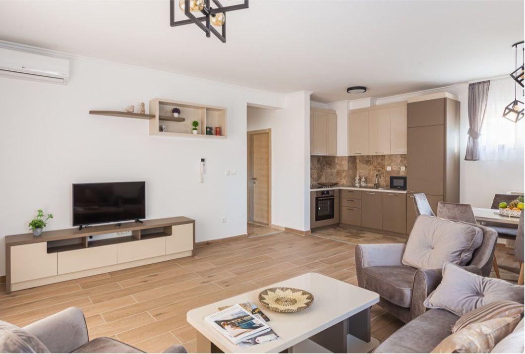 Квартира в Будве, Черногория, 87 м² - фото 2