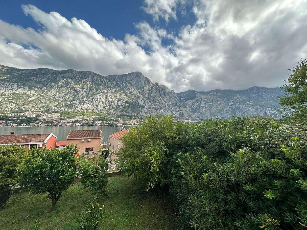 Квартира в Которе, Черногория, 83 м² - фото 7