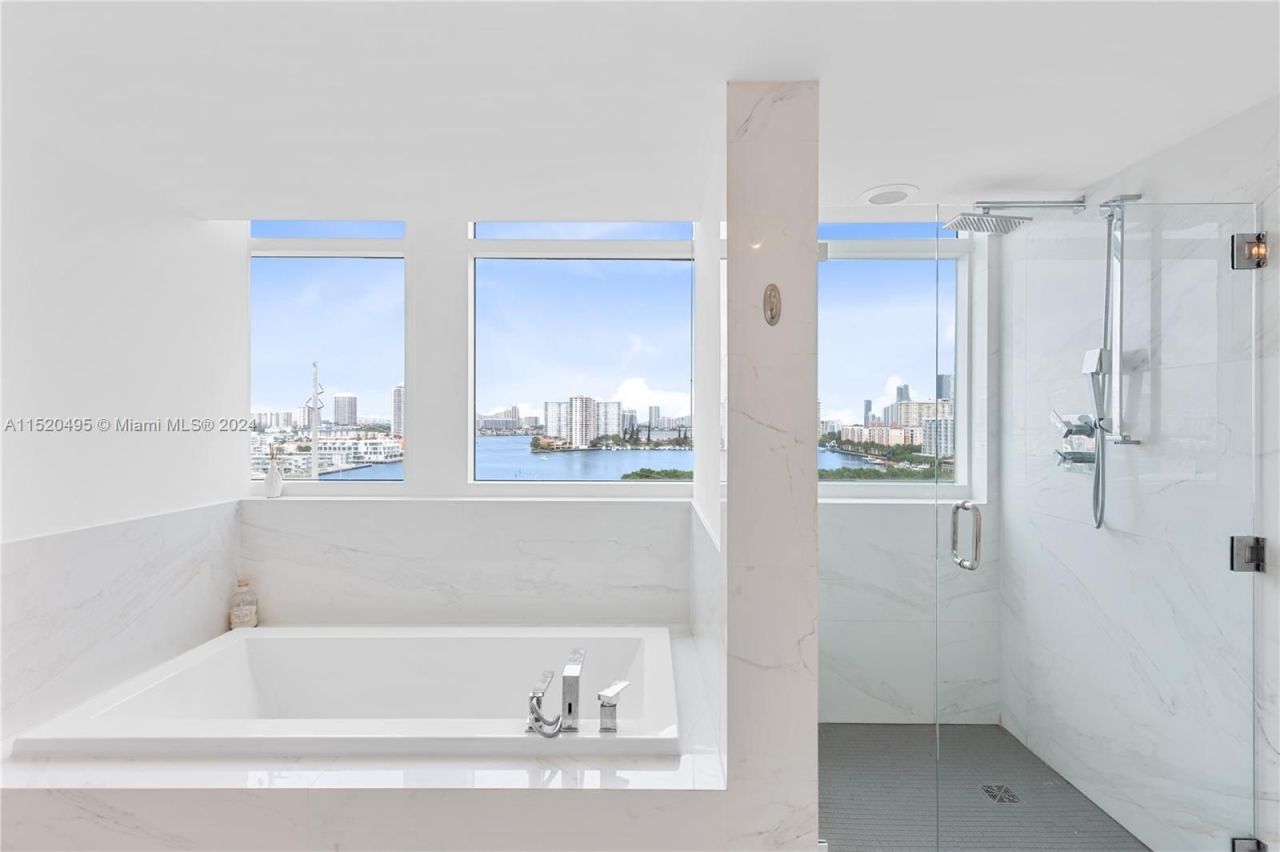 Квартира в Майами, США, 160 м² - фото 10