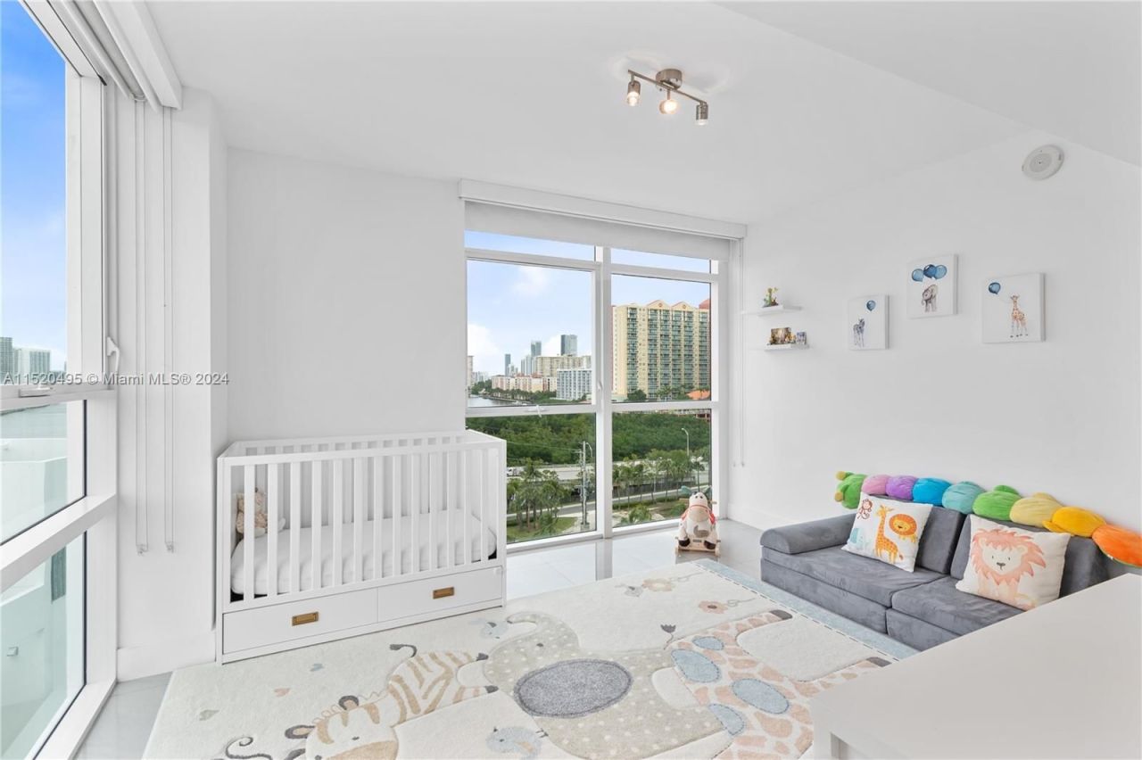 Квартира в Майами, США, 160 м² - фото 13