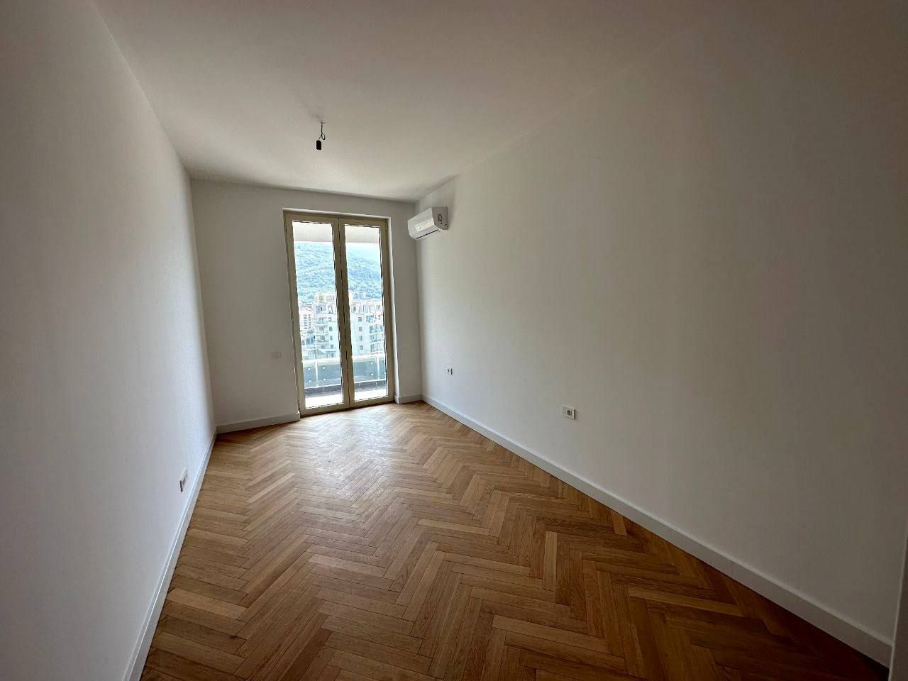 Квартира в Будве, Черногория, 140 м² - фото 4