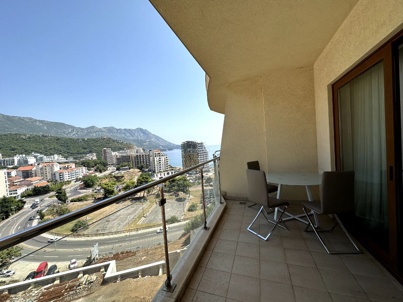 Квартира в Будве, Черногория, 94 м² - фото 2