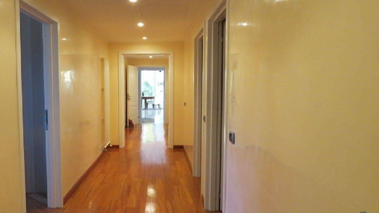 Вилла в Валлебоне, Италия, 250 м² - фото 11