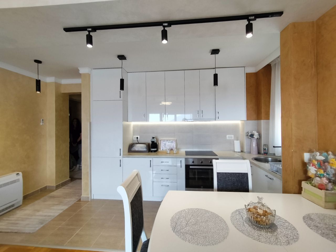 Квартира в Будве, Черногория, 85 м² - фото 3