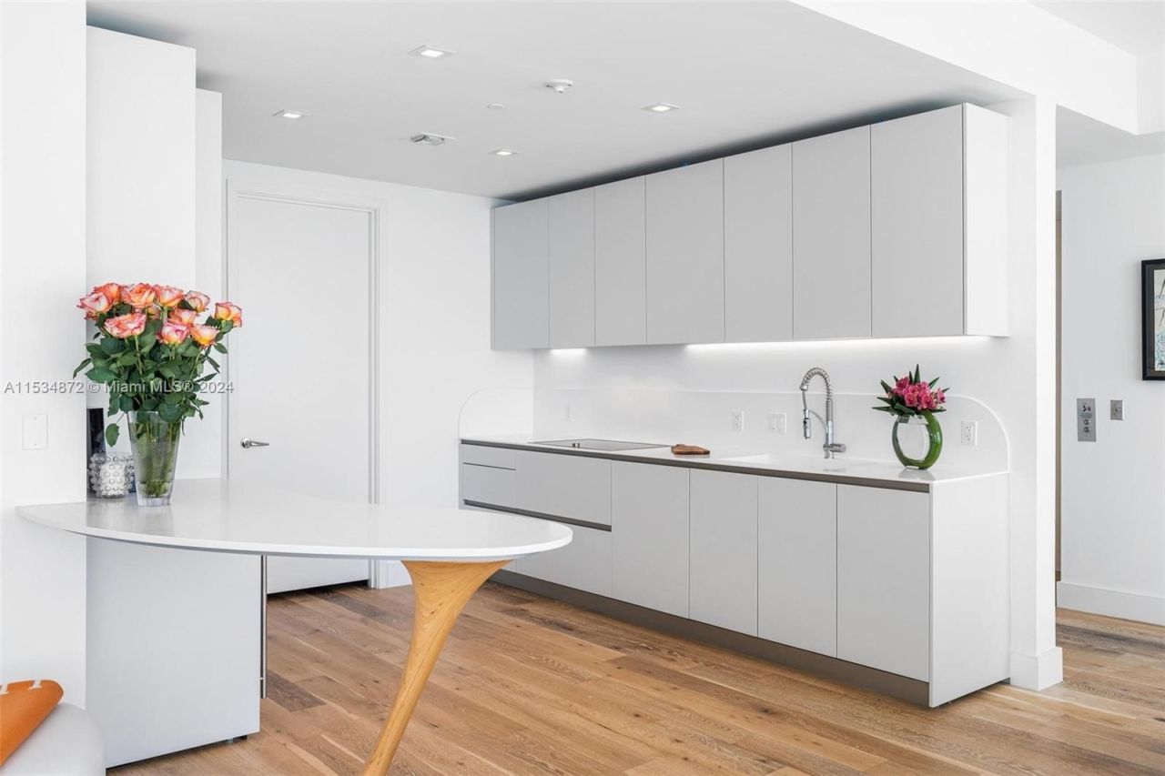 Квартира в Майами, США, 160 м² - фото 7