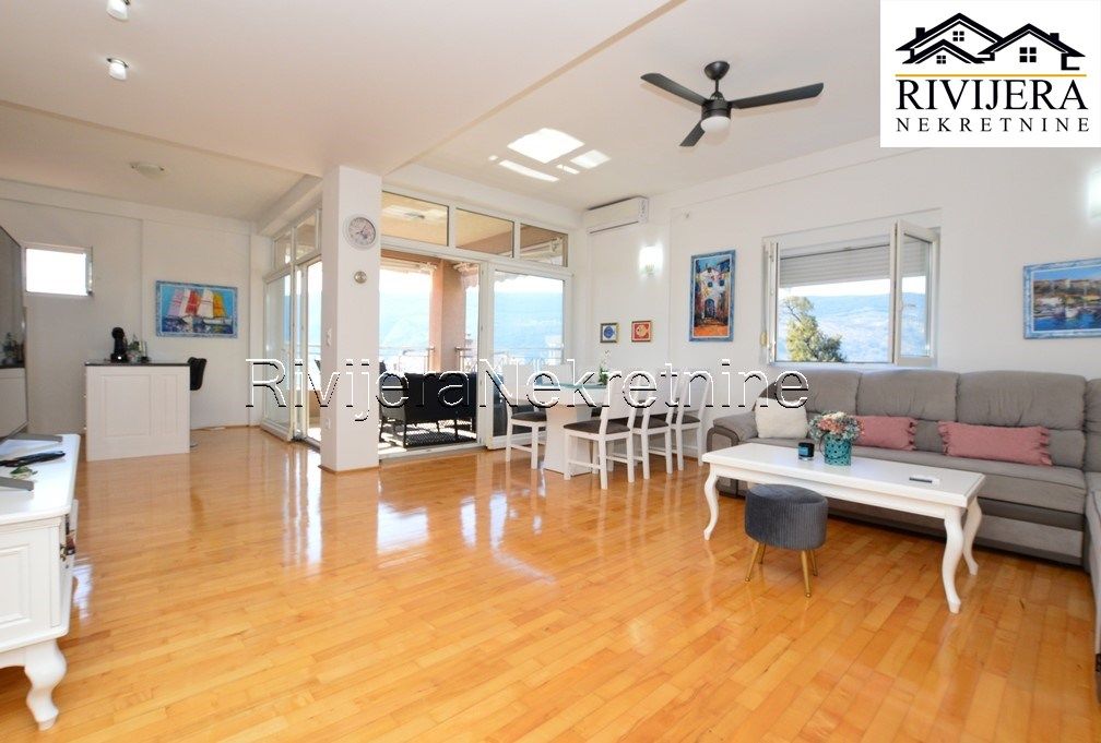 Квартира в Херцег-Нови, Черногория, 100 м² - фото 3