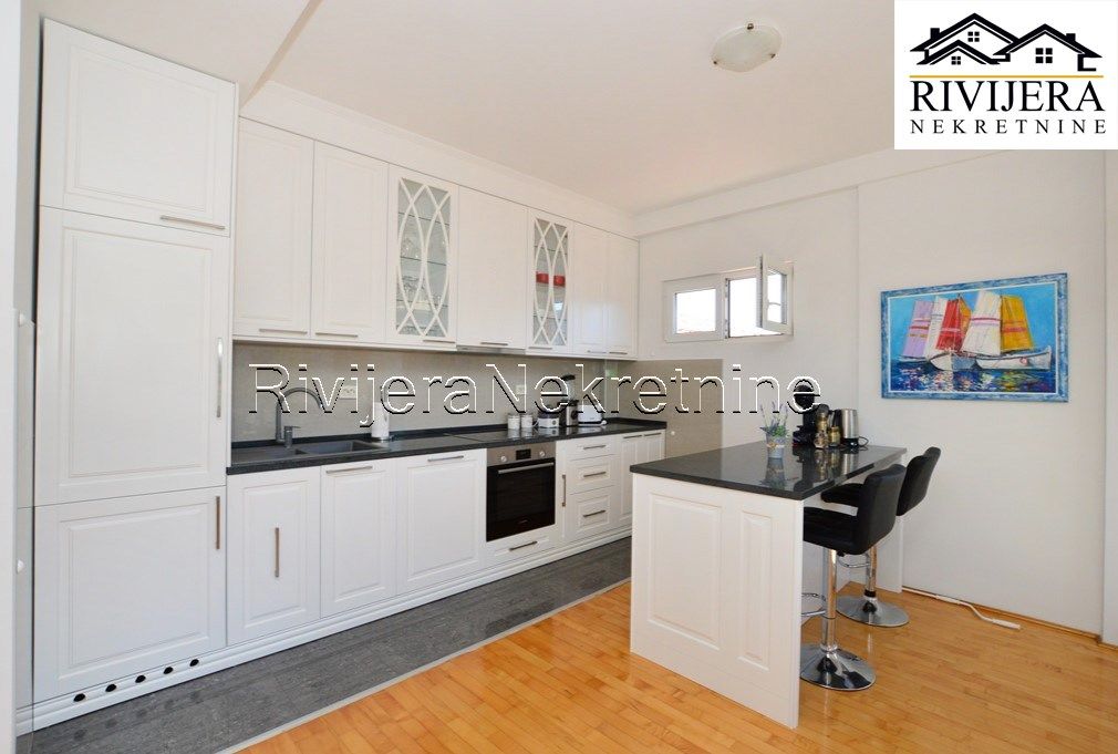 Квартира в Херцег-Нови, Черногория, 100 м² - фото 7