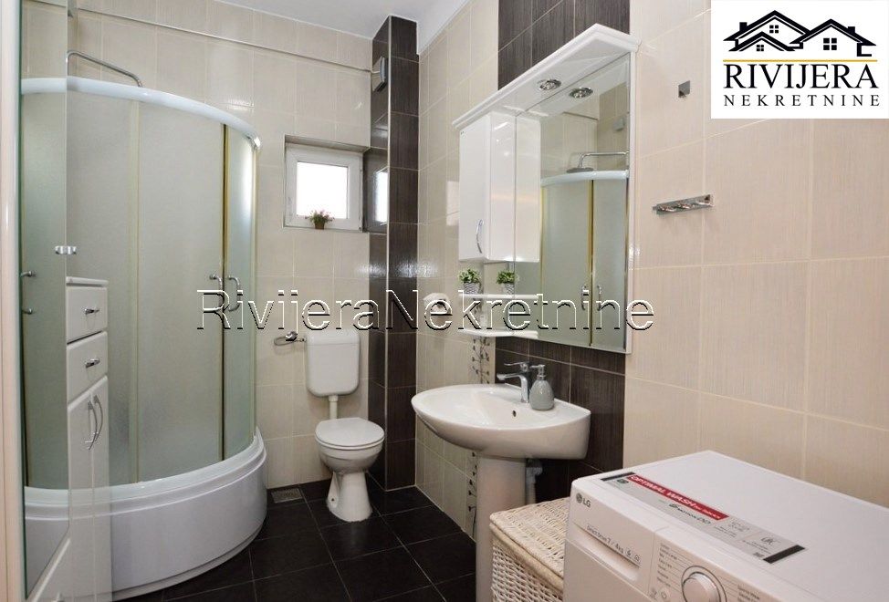 Квартира в Херцег-Нови, Черногория, 100 м² - фото 14