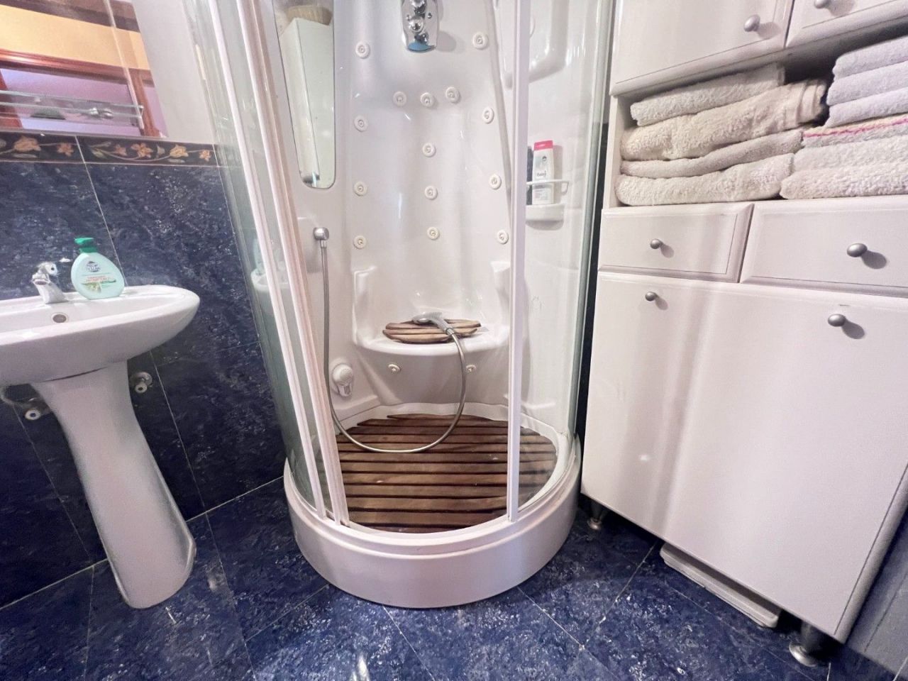 Квартира в Будве, Черногория, 75 м² - фото 9