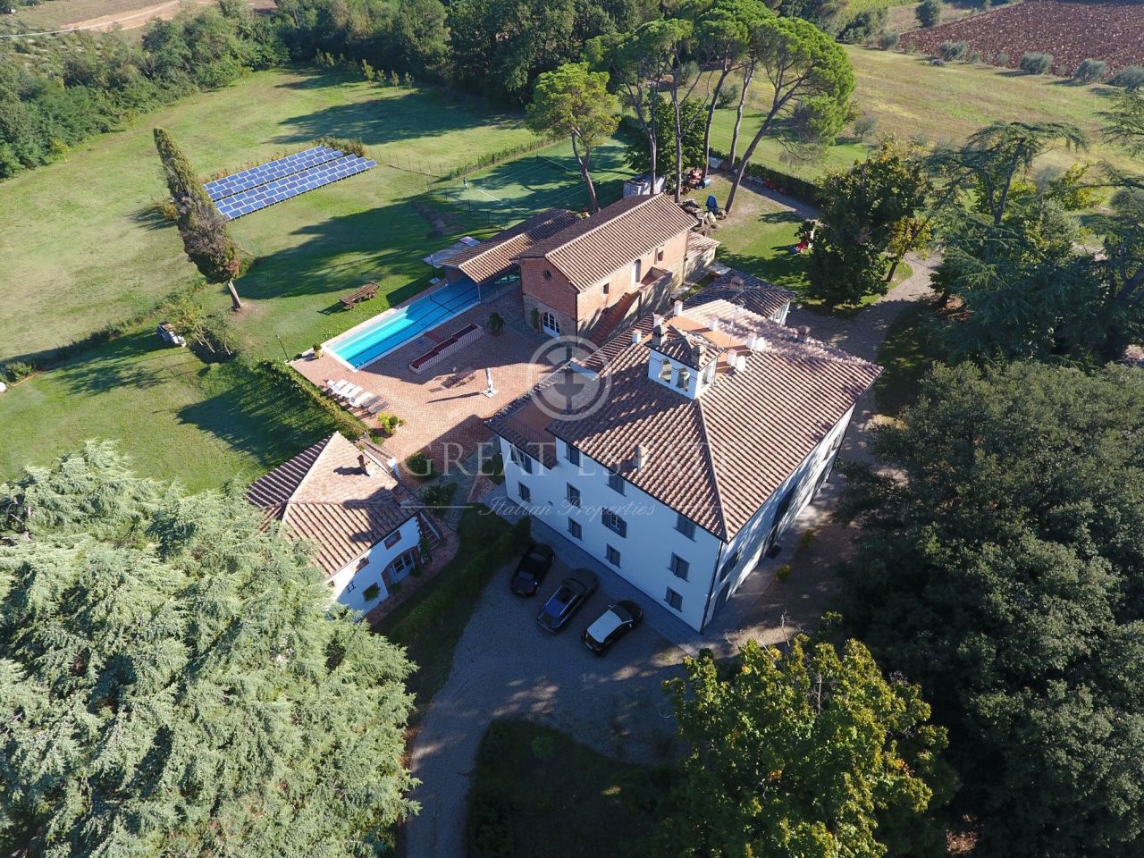 Дом Monte San Savino, Италия, 1 200 м2 - фото 1