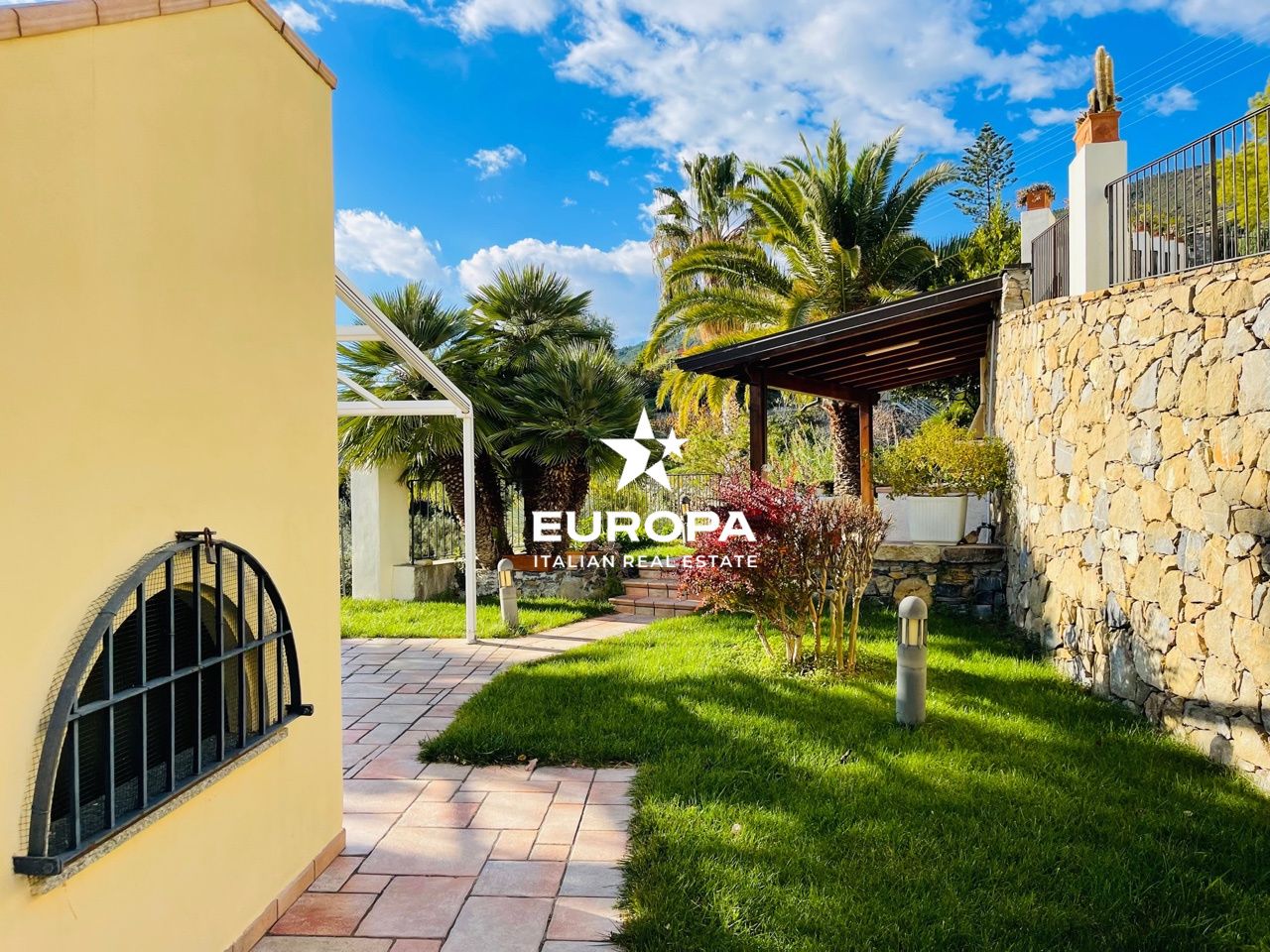 Вилла в Оспедалетти, Италия, 350 м² - фото 6