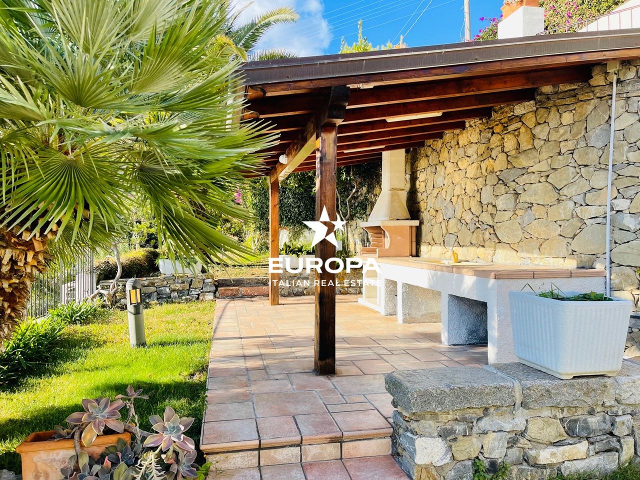 Вилла в Оспедалетти, Италия, 350 м² - фото 8