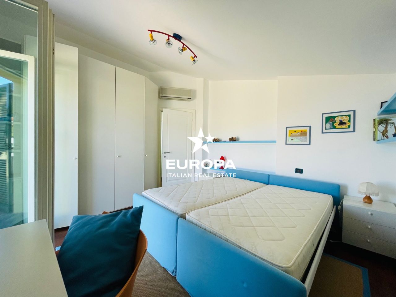 Вилла в Оспедалетти, Италия, 350 м² - фото 13