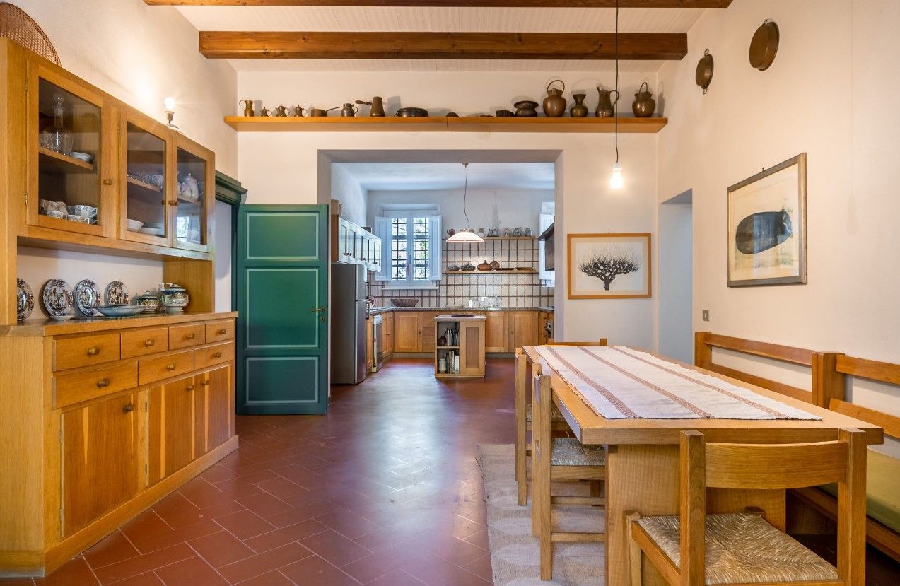 Производство во Флоренции, Италия, 4 700 м² - фото 4