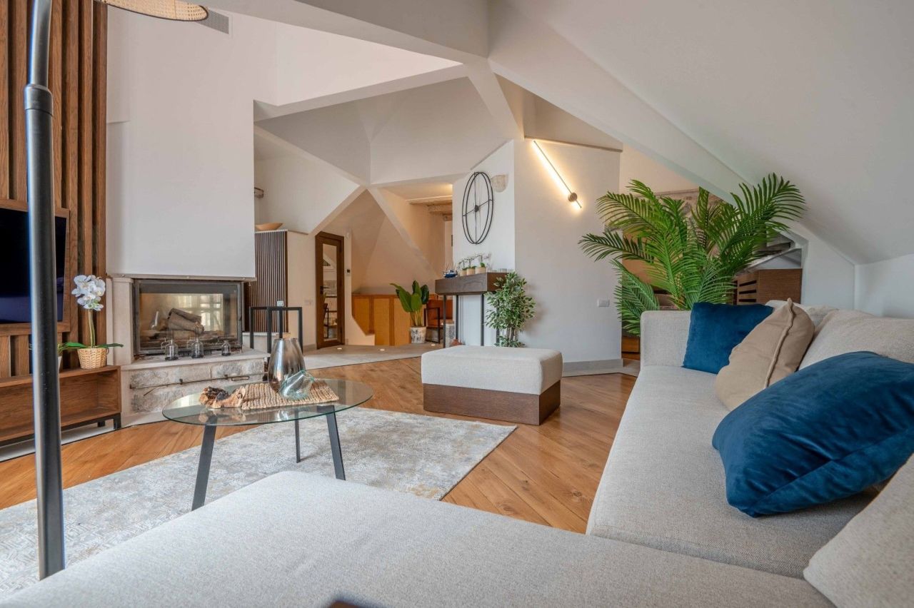 Квартира в Будве, Черногория, 7 м² - фото 15