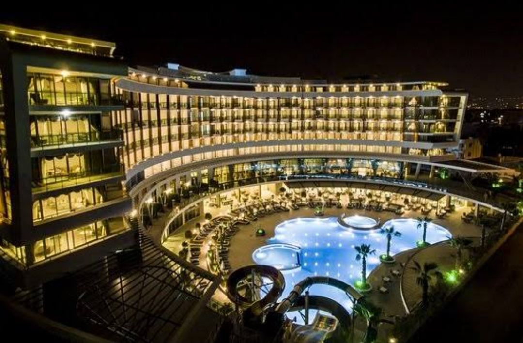 Отель, гостиница в Алании, Турция, 10 000 м² - фото 2