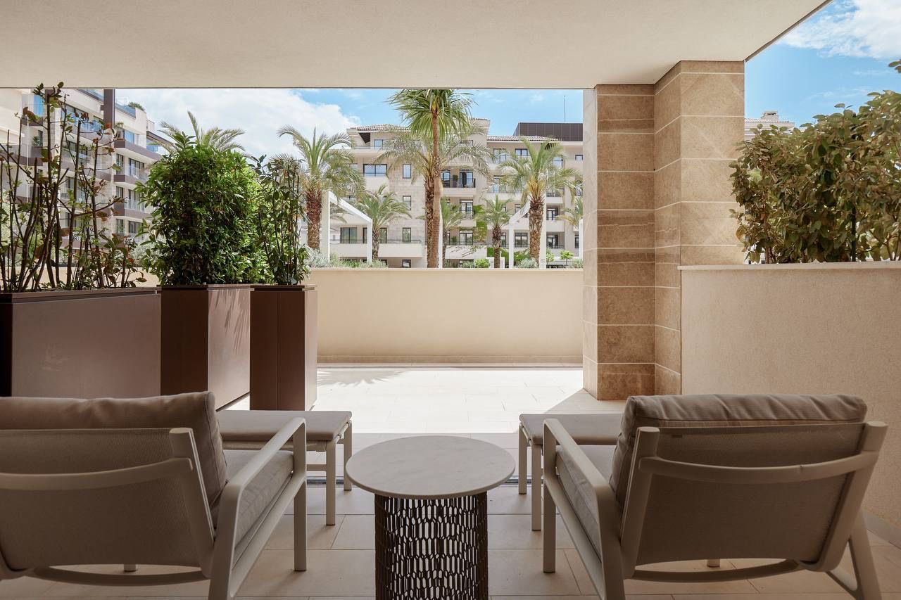 Квартира в Тивате, Черногория, 192 м² - фото 11