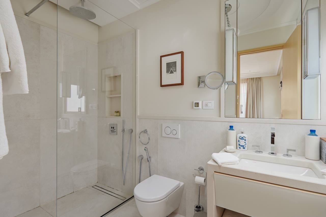 Квартира в Тивате, Черногория, 192 м² - фото 18