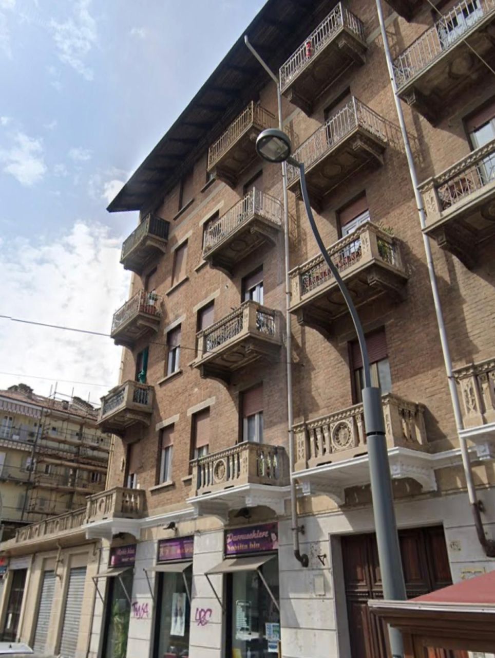 Квартира в Турине, Италия, 28 м2 - фото 1