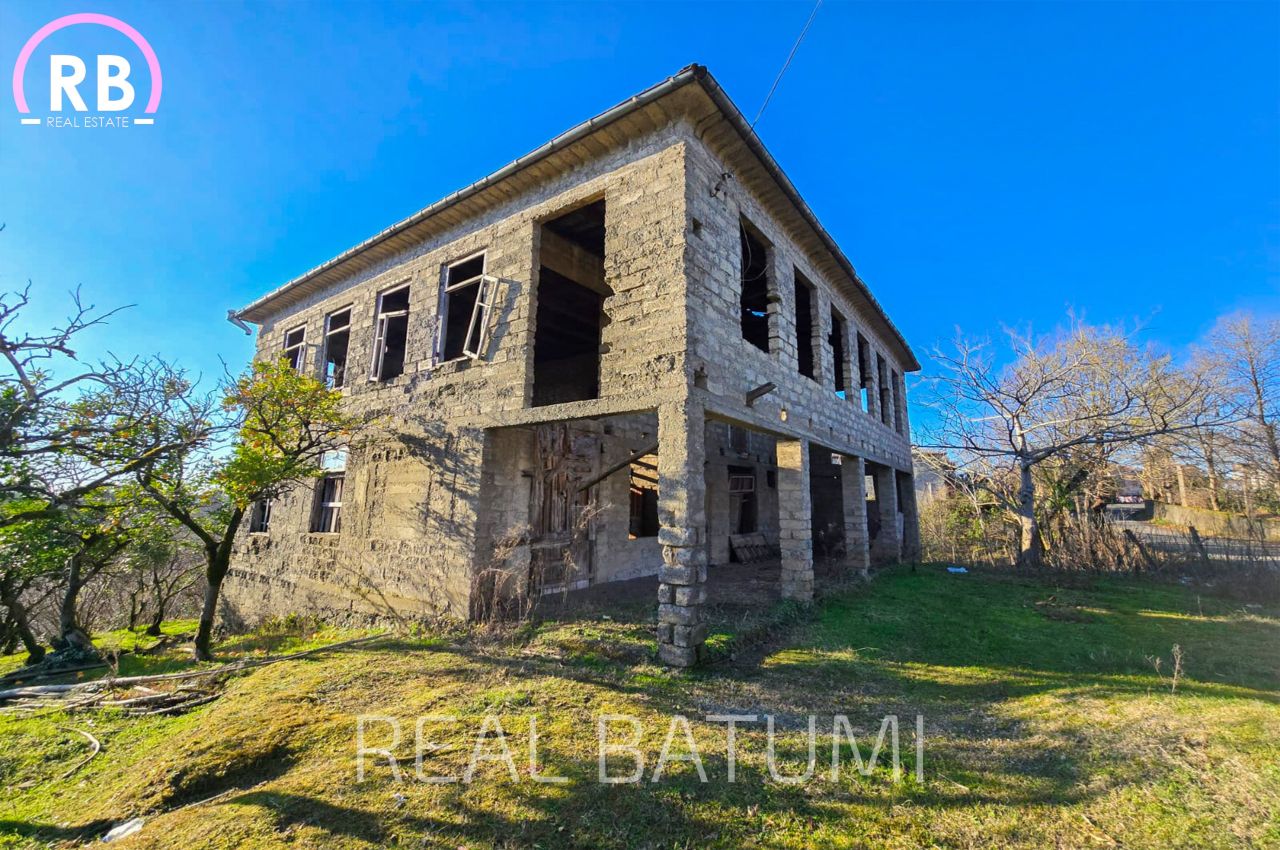 Дом в Батуми, Грузия, 200 м2 - фото 1