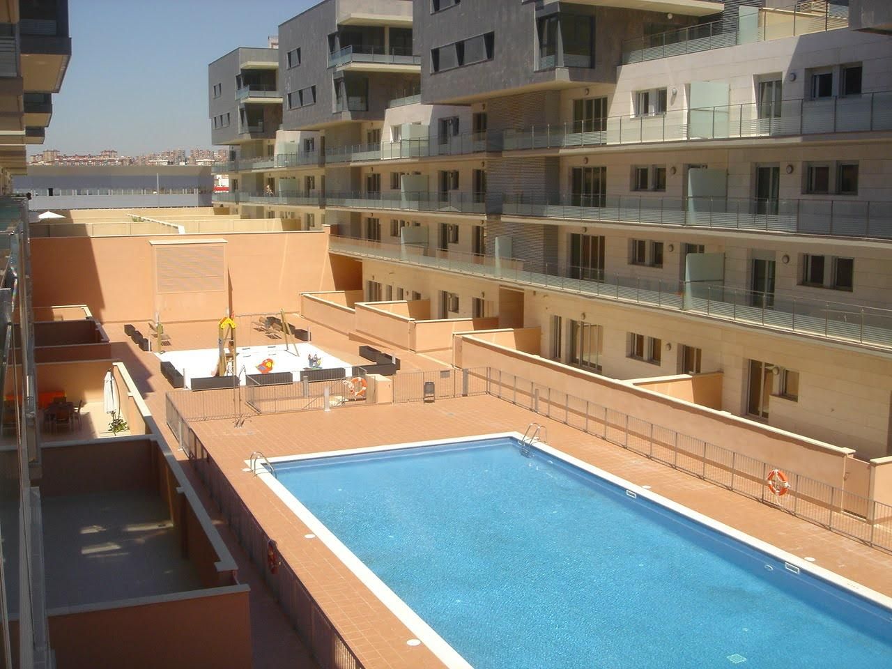 Квартира в Бадалоне, Испания, 120 м² - фото 4