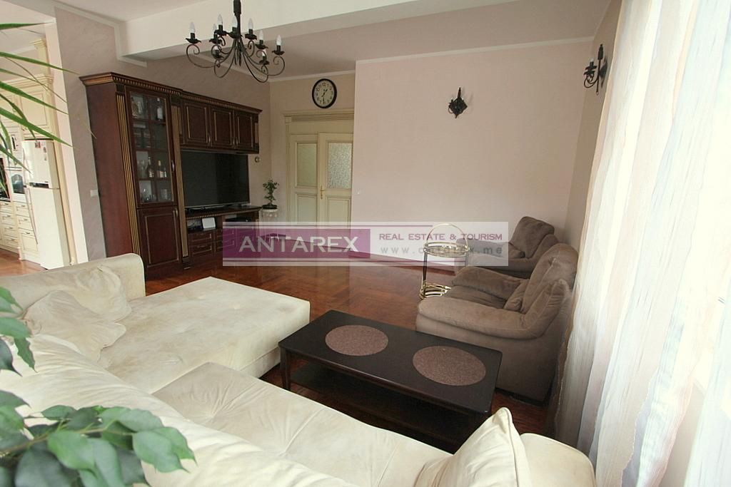 Вилла в Зеленике, Черногория, 322 м² - фото 3