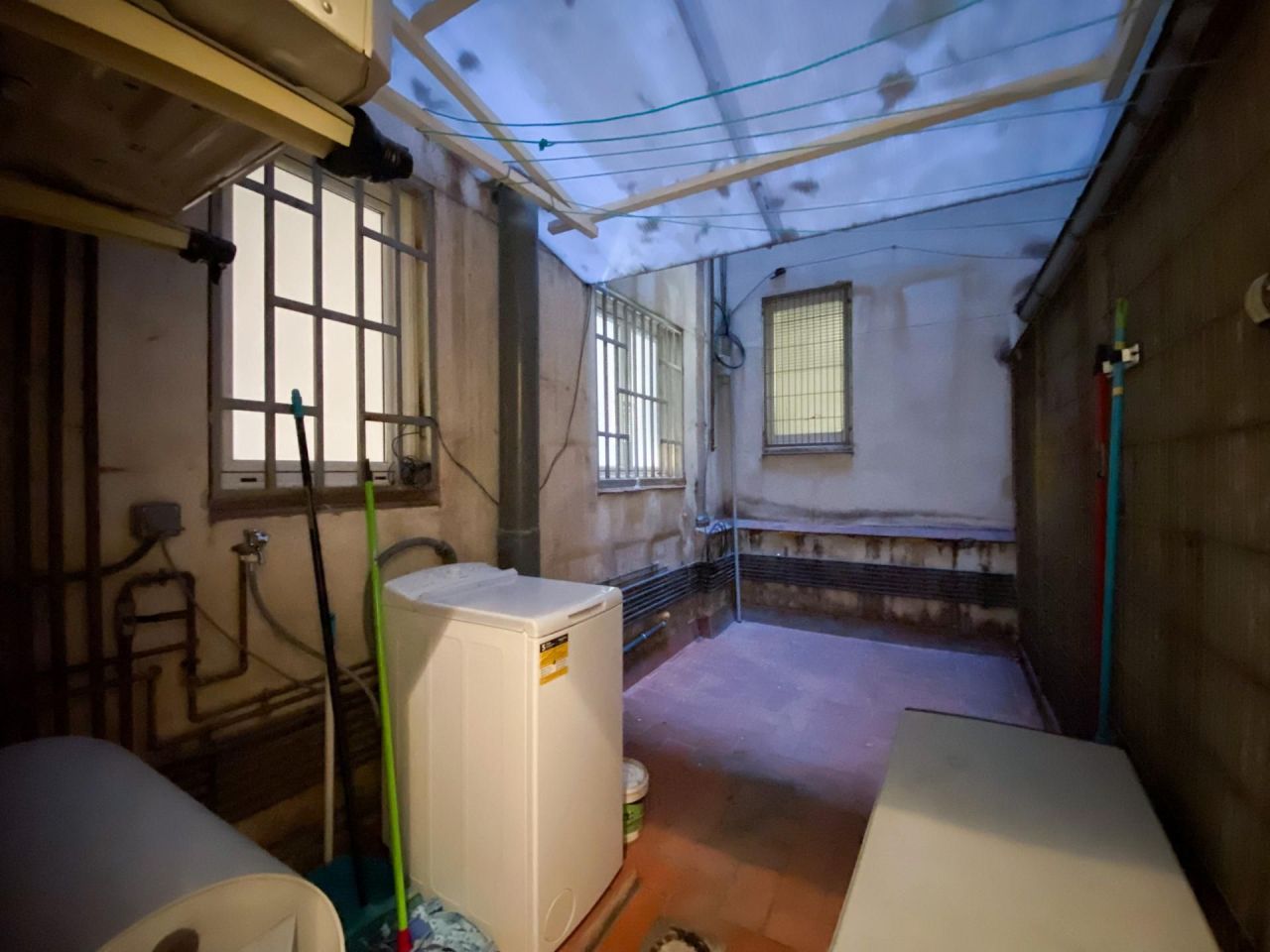 Апартаменты в Барселоне, Испания, 63 м² - фото 17