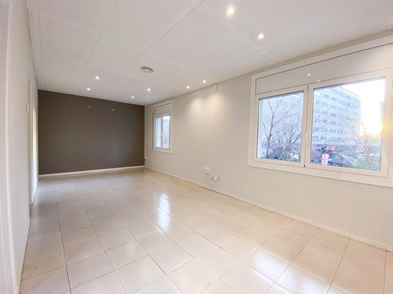 Апартаменты в Барселоне, Испания, 63 м² - фото 4