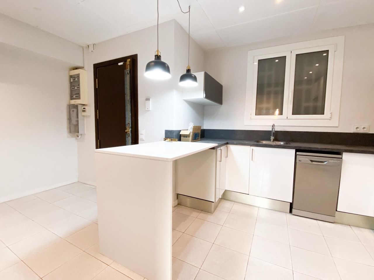 Апартаменты в Барселоне, Испания, 63 м² - фото 3