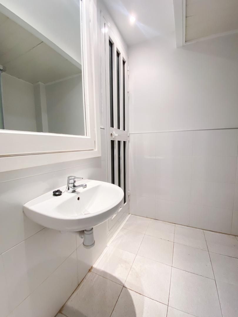 Апартаменты в Барселоне, Испания, 63 м² - фото 15