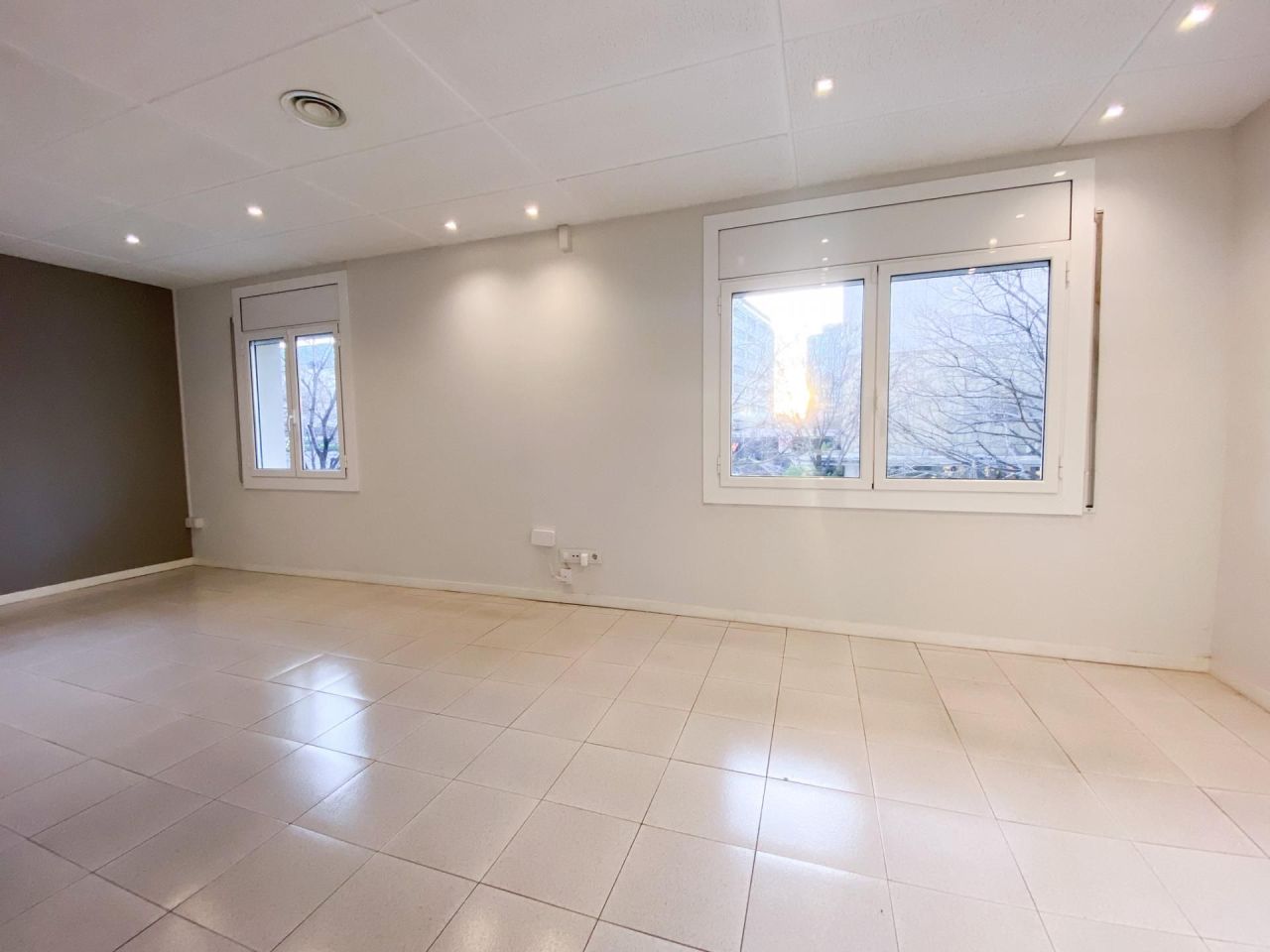 Апартаменты в Барселоне, Испания, 63 м² - фото 5