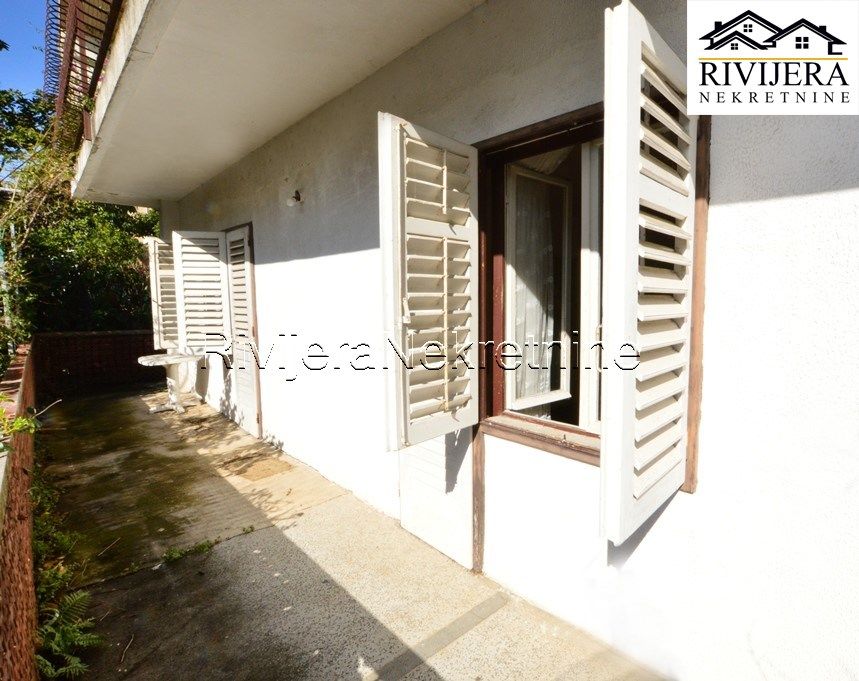 Квартира в Херцег-Нови, Черногория, 72 м² - фото 2