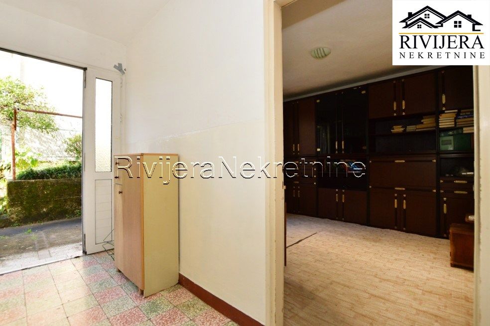 Квартира в Херцег-Нови, Черногория, 72 м² - фото 3