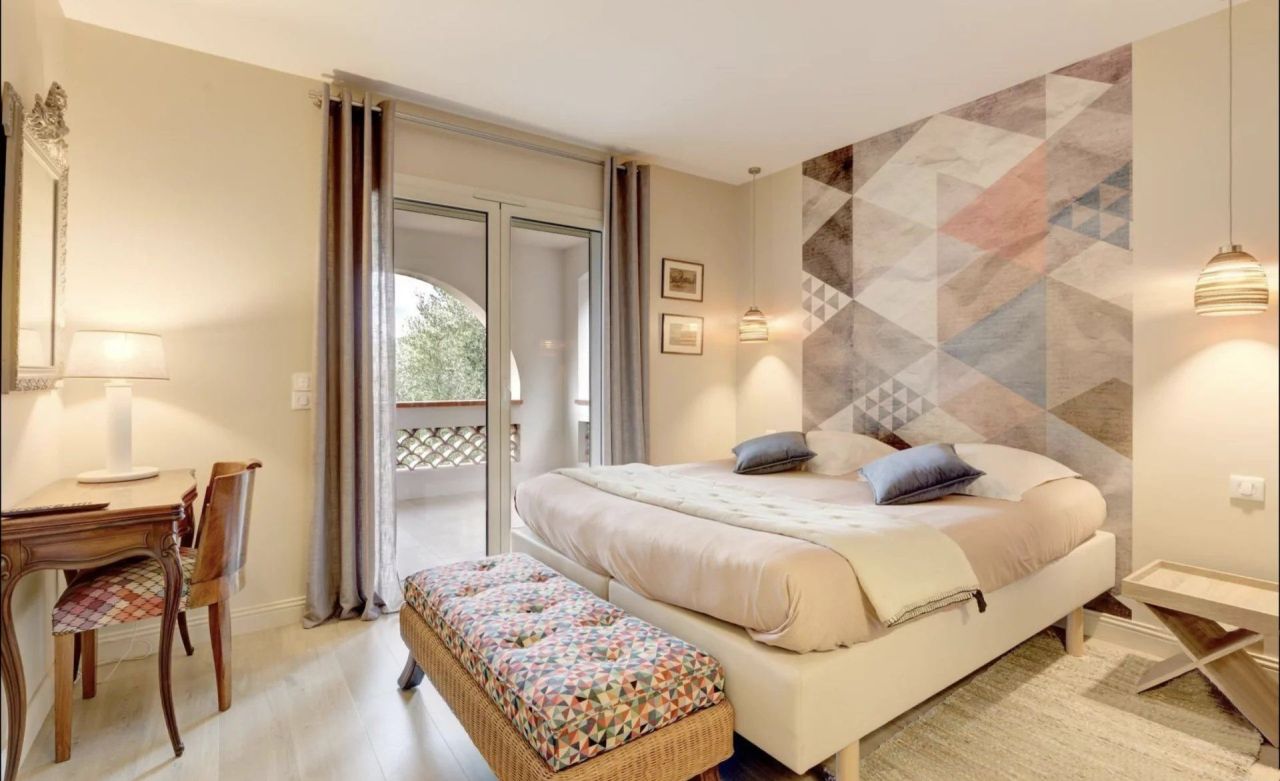 Вилла в Каннах, Франция, 210 м² - фото 8