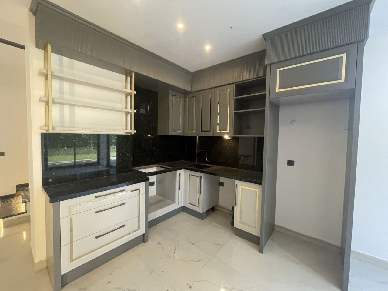 Апартаменты в Алании, Турция, 140 м² - фото 9