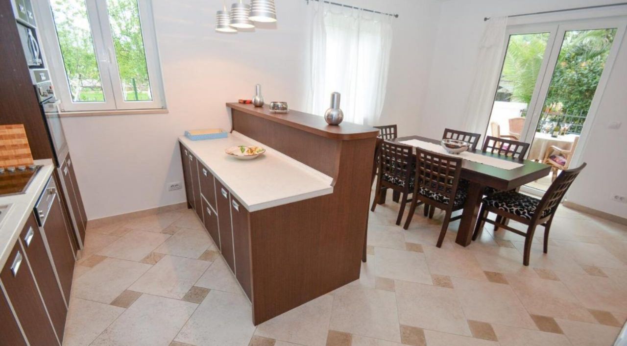 Дом в Которе, Черногория, 131 м² - фото 10