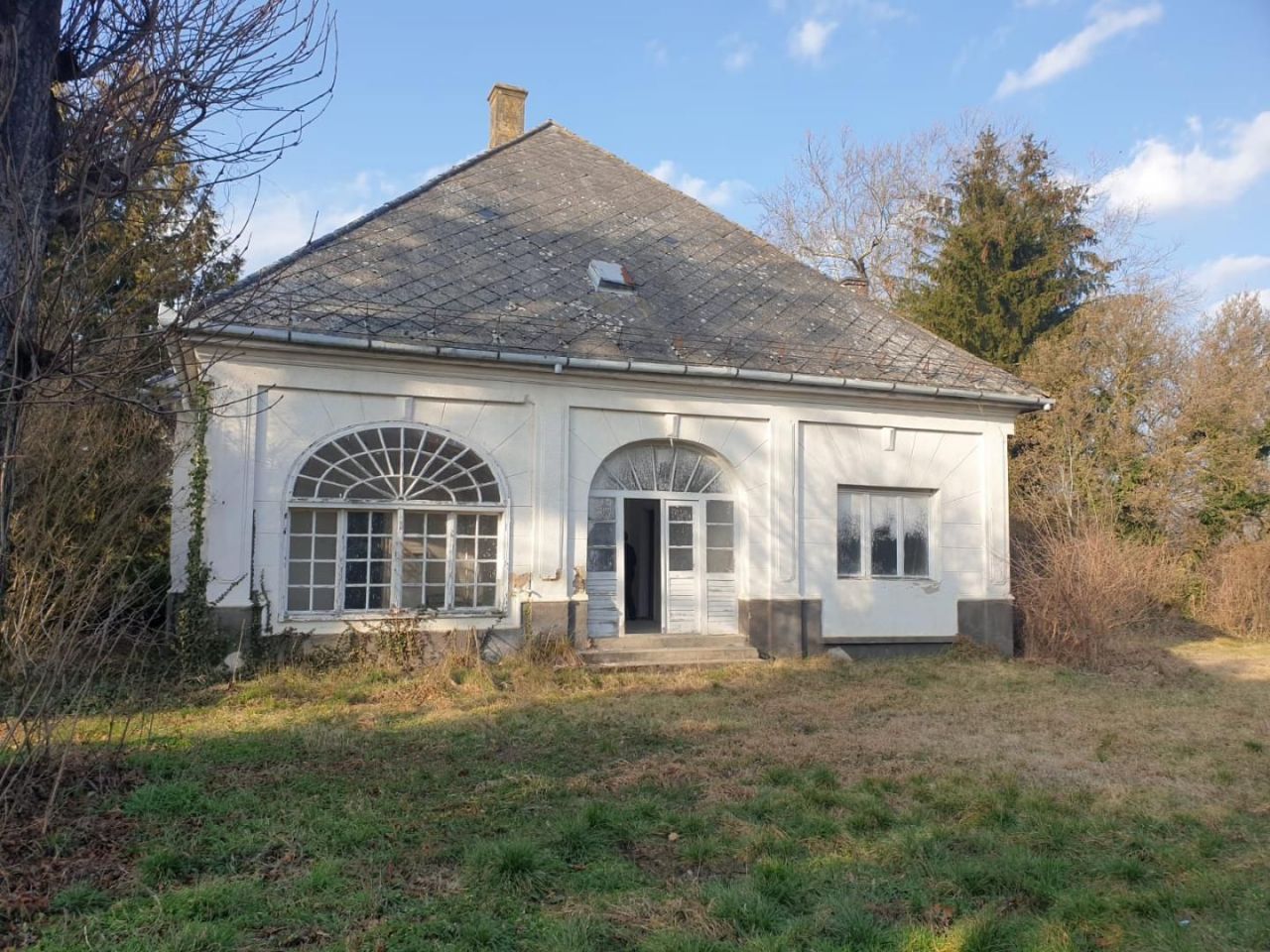 Замок Pusztakovácsi, Венгрия - фото 2