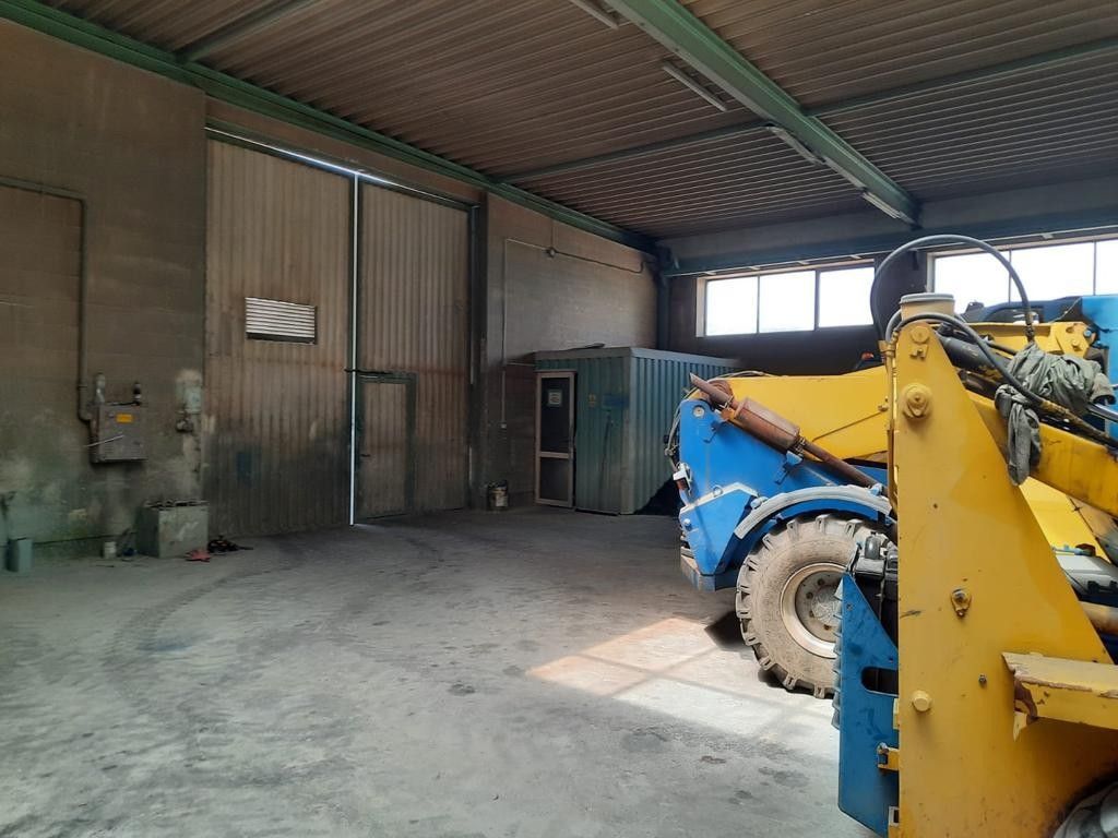 Коммерческая недвижимость Topoľčany, Словакия, 2 100 м² - фото 4