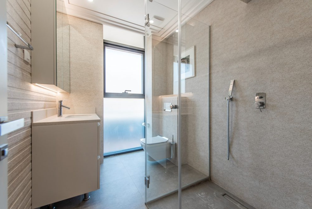 Квартира в Будве, Черногория, 137 м² - фото 18