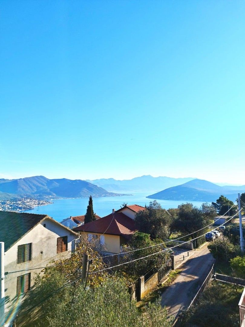 Дом в Херцег-Нови, Черногория, 280 м² - фото 8