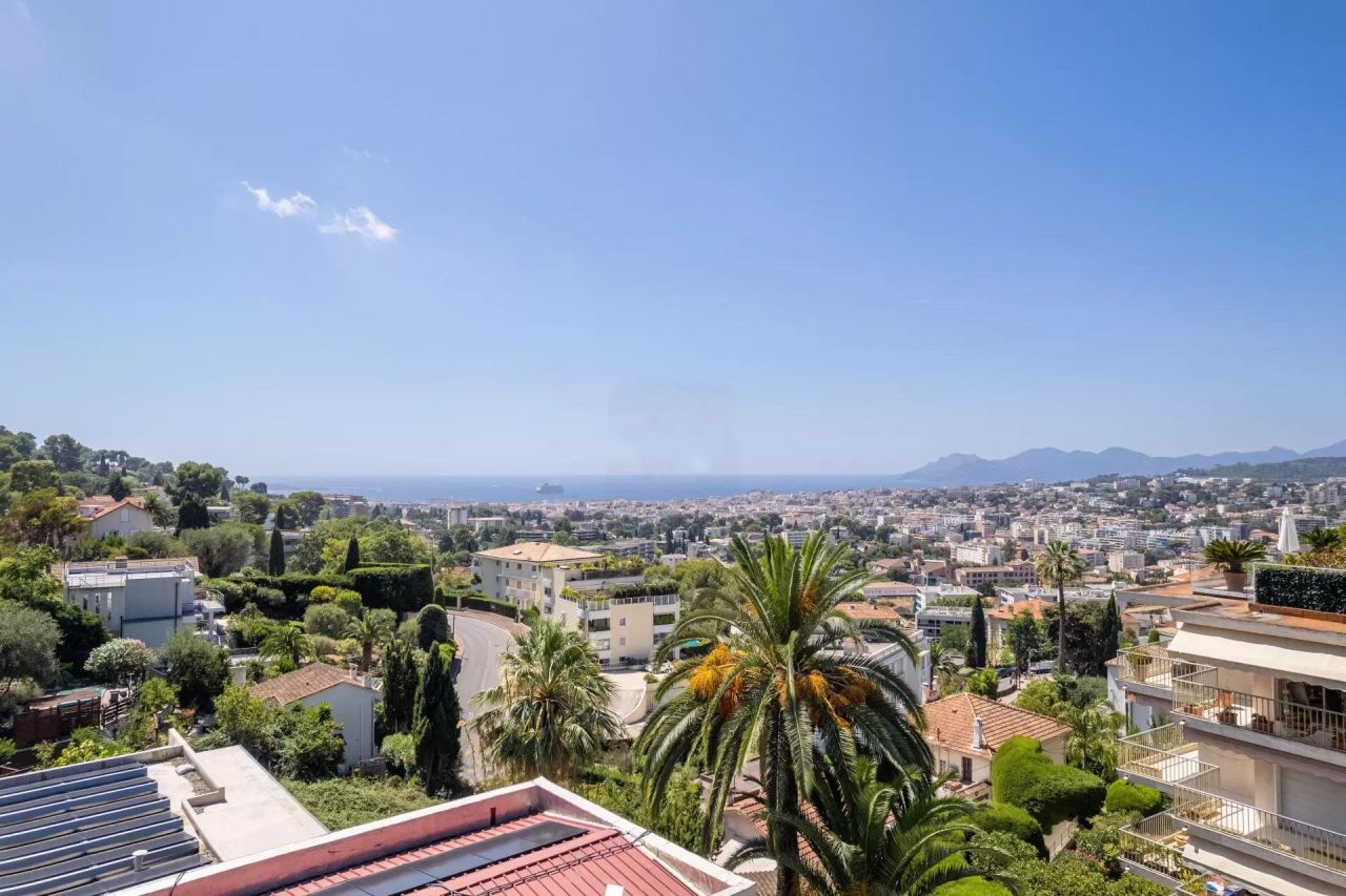 Вилла в Ле-Канне, Франция, 165 м² - фото 3