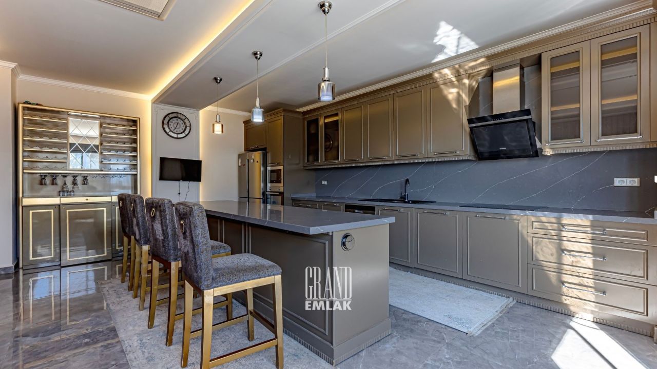 Вилла в Алании, Турция, 1 100 м² - фото 13