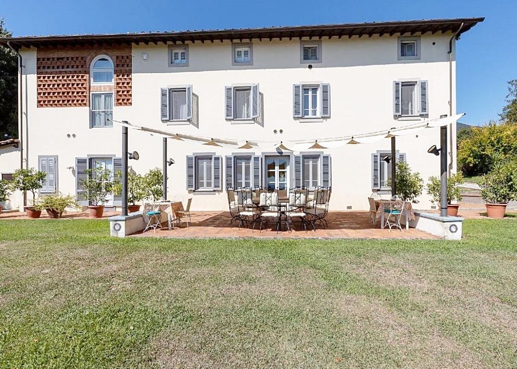 Вилла в Лукке, Италия, 900 м² - фото 3