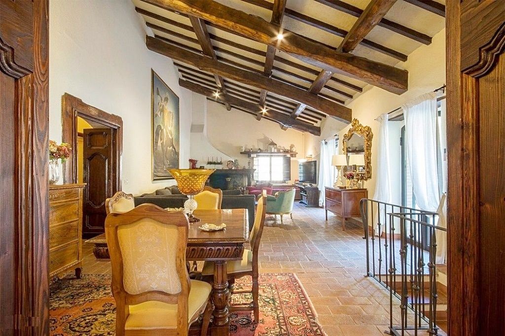 Особняк в Камайоре, Италия, 470 м² - фото 14